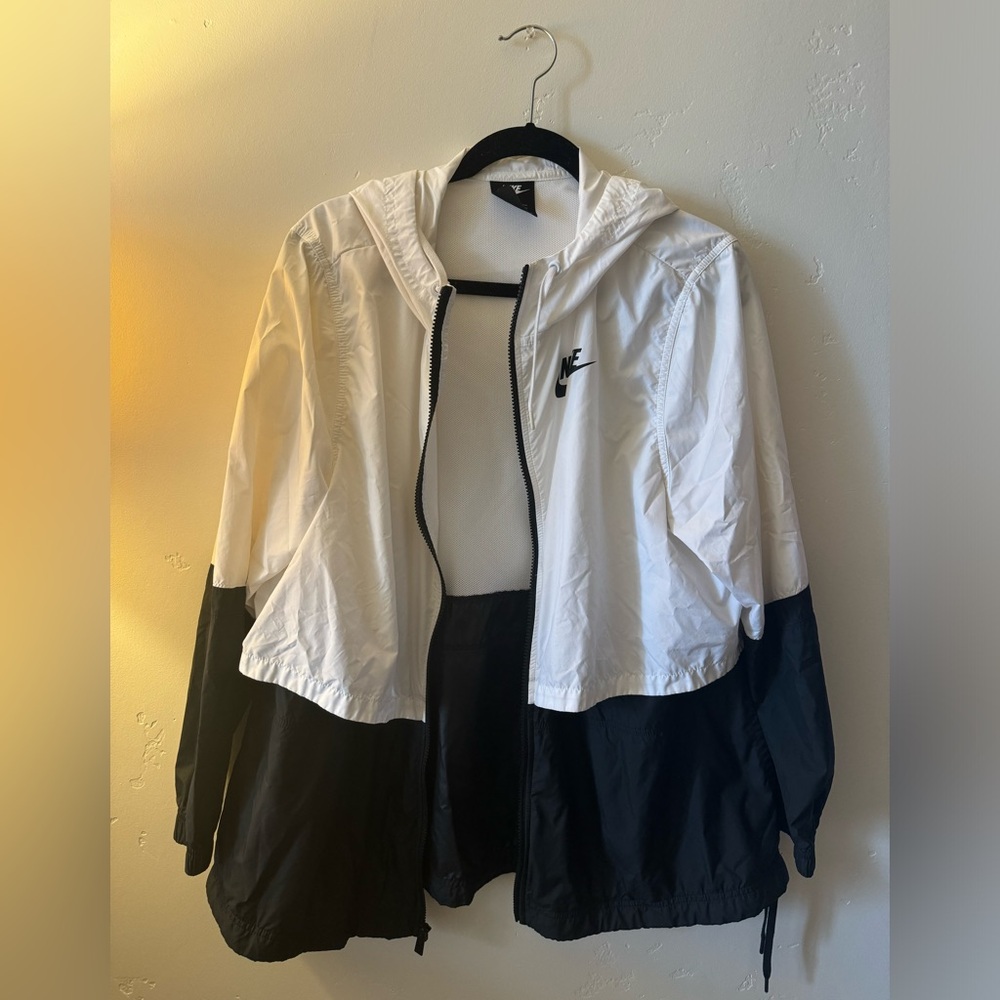 Nike wind breaker